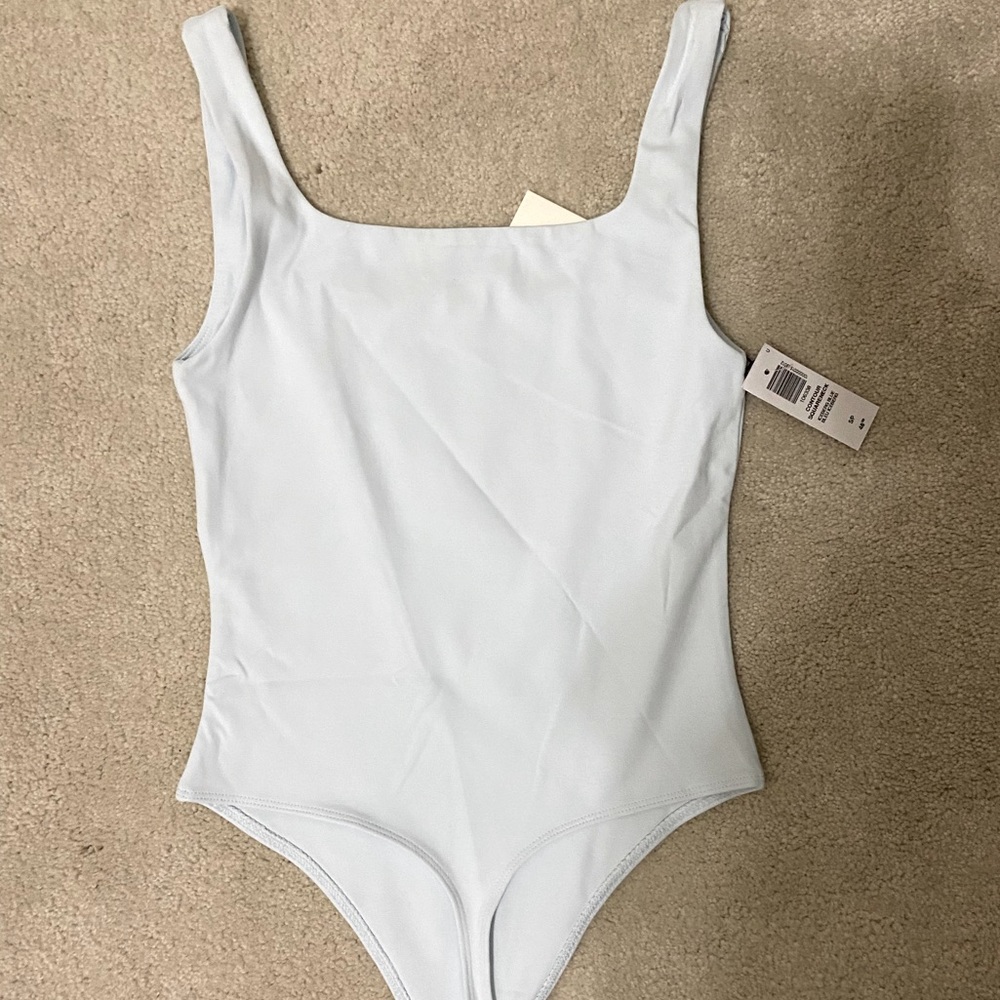 Aritzia Babaton Contour Squareneck Bodysuit NWT Size S Iceberg Blue